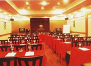 Jianghan Business Hotel Citycenter Ухань Экстерьер фото